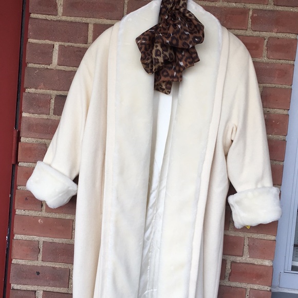 Ashley Scott Jackets & Blazers - Winter White Coat